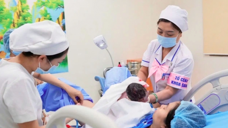 Đề xuất tăng thời gian nghỉ thai sản lên 7 tháng với lao động nữ sinh con thứ 2