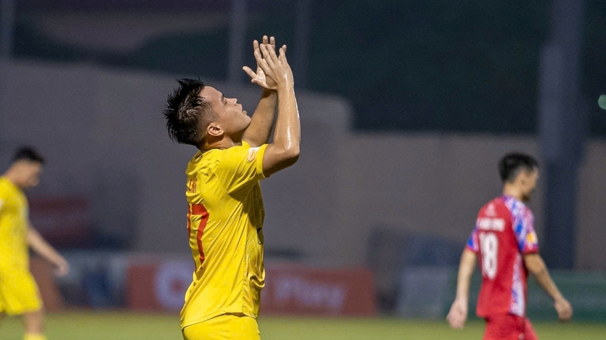 Những đội bóng có thể thoát cuộc đua trụ hạng sau vòng 24 V-League