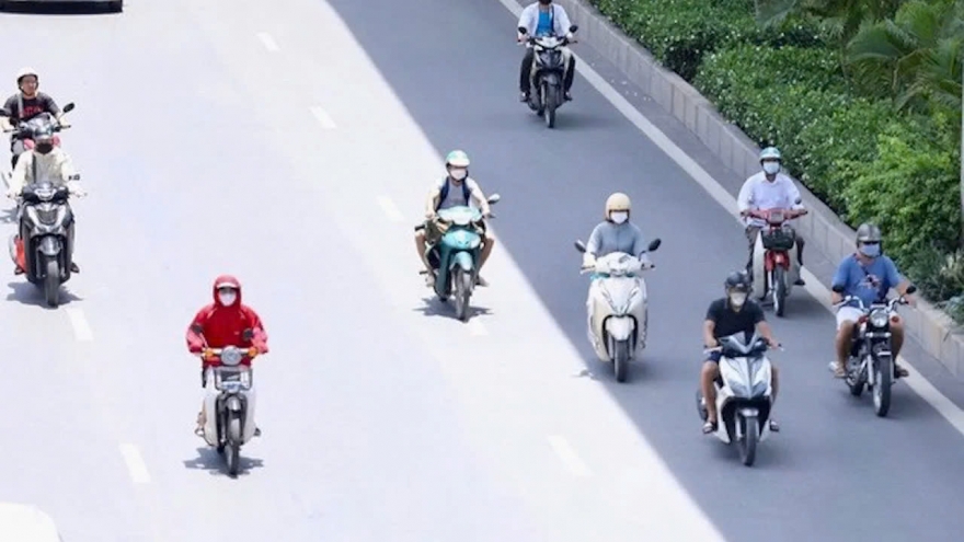Thời tiết hôm nay 5/5: Cả nước nắng nóng, Bắc Trung Bộ có nơi trên 38 độ C