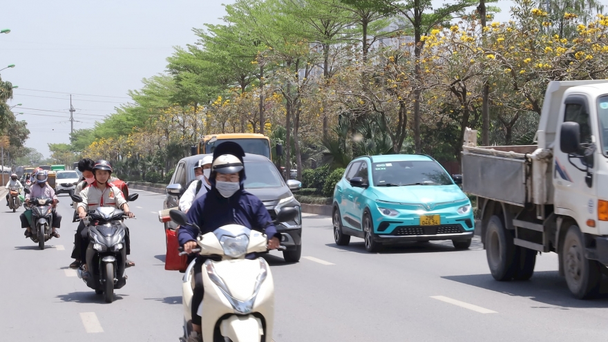 Thời tiết hôm nay 7/5: Miền Bắc và Nam Bộ có nắng nóng, chiều tối có mưa rào