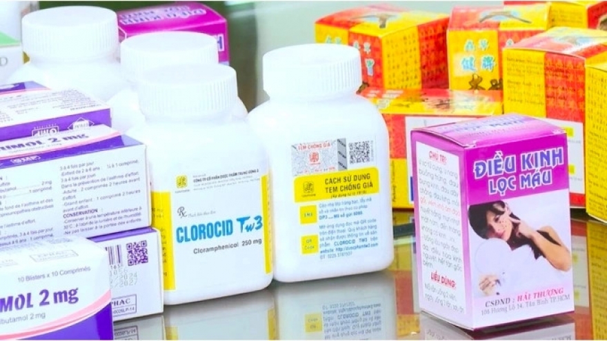 Nguy cơ thuốc giả, người dân không nên mua thuốc trôi nổi