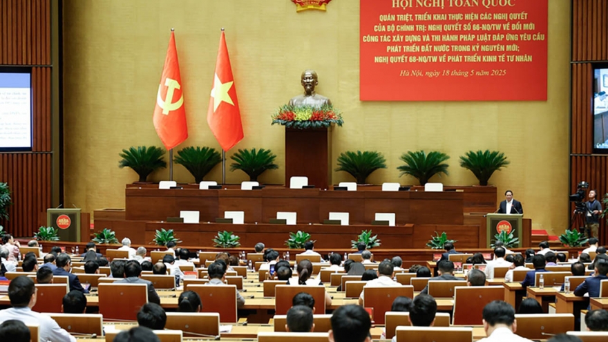 Thủ tướng: Sân vận động, nhà khách các tỉnh có thể để tư nhân quản lý
