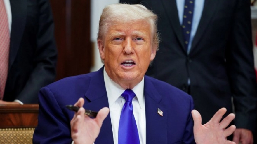 Ông Trump chỉ trích châu Âu, nói EU khó đàm phán hơn Trung Quốc