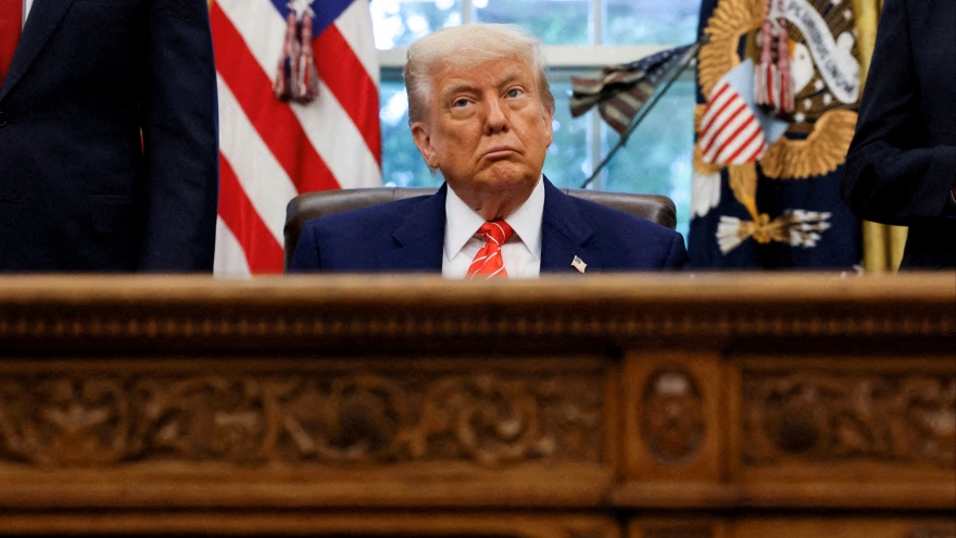 Ông Trump dọa trừng phạt nặng nề Nga nếu không đạt được thỏa thuận hòa bình