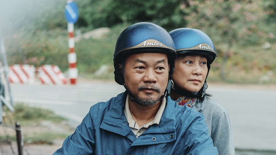 Long Đẹp Trai của “Lật mặt 8” từng bị bố mẹ cắt viện trợ vì theo nghệ thuật