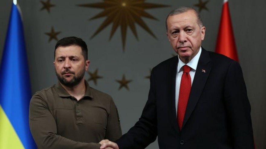 Tổng thống Zelensky gặp Tổng thống Thổ Nhĩ Kỳ Erdogan