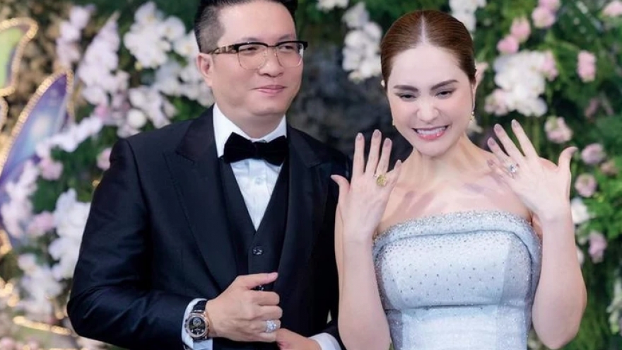 Tạm ngừng tiếp nhận tất cả hồ sơ công bố của công ty chồng Đoàn Di Băng