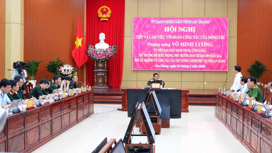 Thượng tướng Võ Minh Lương: Xử lý nghiêm hành vi buôn lậu, hàng giả