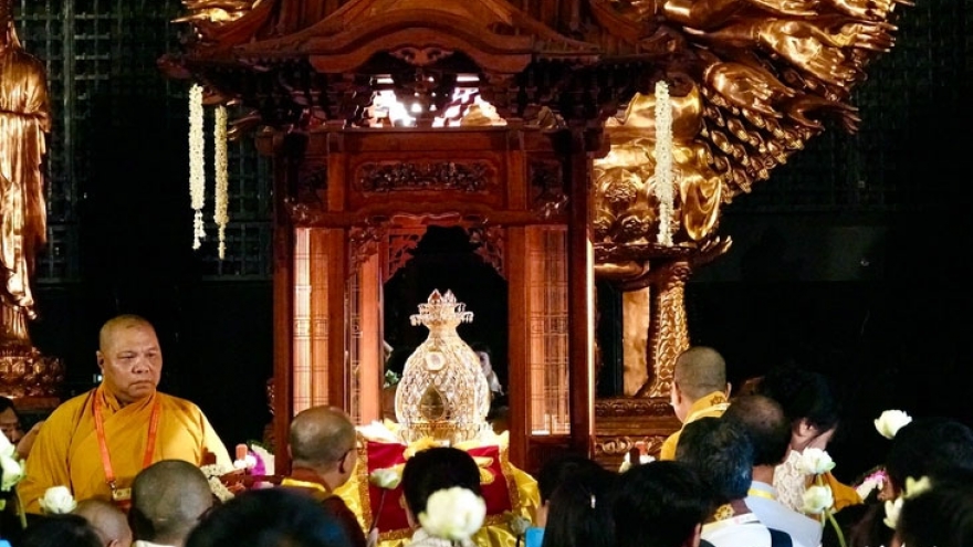 Lịch trình chiêm bái xá lợi Phật tại chùa Quán Sứ như thế nào?