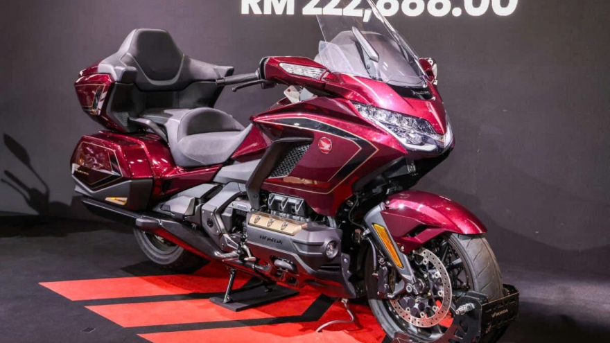 Honda Gold Wing 2025 chính thức ra mắt, giá tăng nhẹ lên hơn 1,3 tỷ đồng