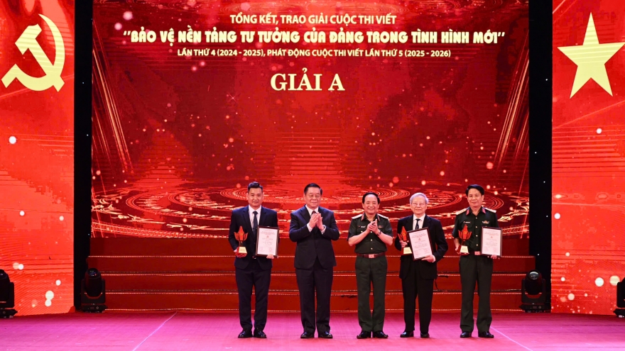 Lễ trao giải Cuộc thi viết "Bảo vệ nền tảng tư tưởng của Đảng trong tình hình mới”