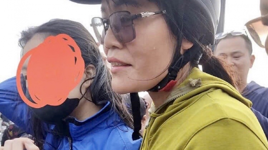 Cô giáo dũng cảm lao mình xuống sông cứu học sinh nhảy cầu