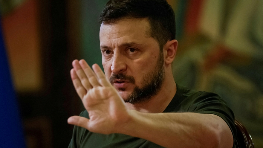 Ông Zelensky kiên quyết không rút quân sau cuộc điện đàm Trump-Putin