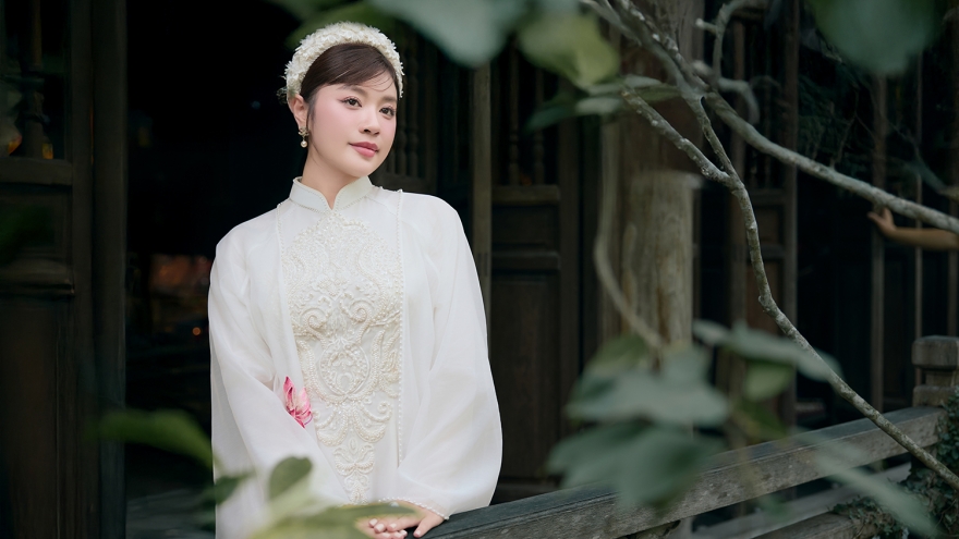 Sao Mai Thu Hằng âm thầm làm Phó chủ tịch quỹ từ thiện giúp hàng trăm em nhỏ