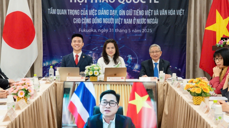 Gìn giữ bản sắc Tiếng Việt cho cộng đồng người Việt Nam ở nước ngoài