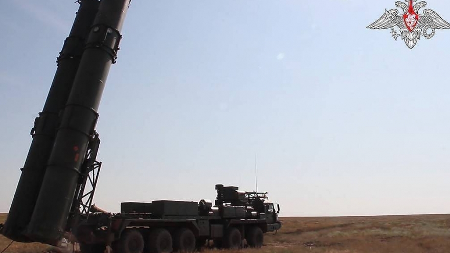 S-500: Tấm khiên chắn của Nga khiến “bóng ma bầu trời” B-2 mất lợi thế
