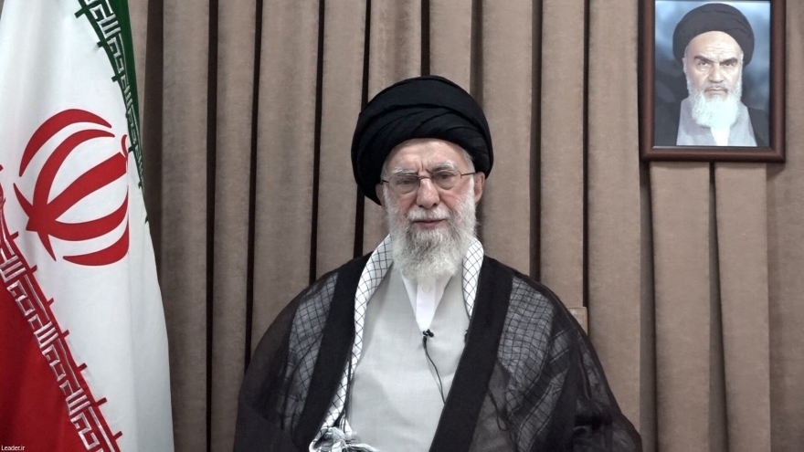 Lãnh tụ tối cao Iran cảnh báo "sai lầm to lớn" của Israel, tránh đề cập đến Mỹ