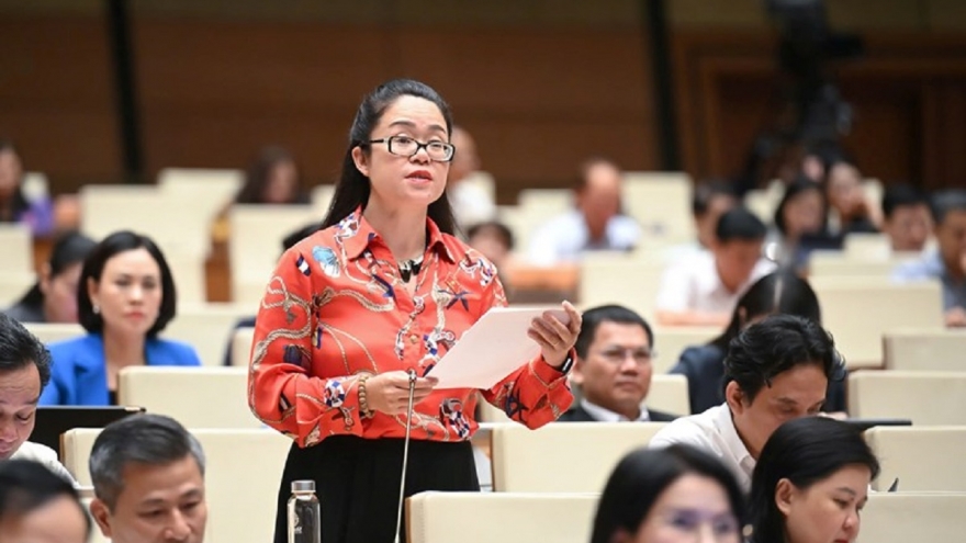 Vì sao cùng là viên chức, người phải đóng công đoàn phí người không?