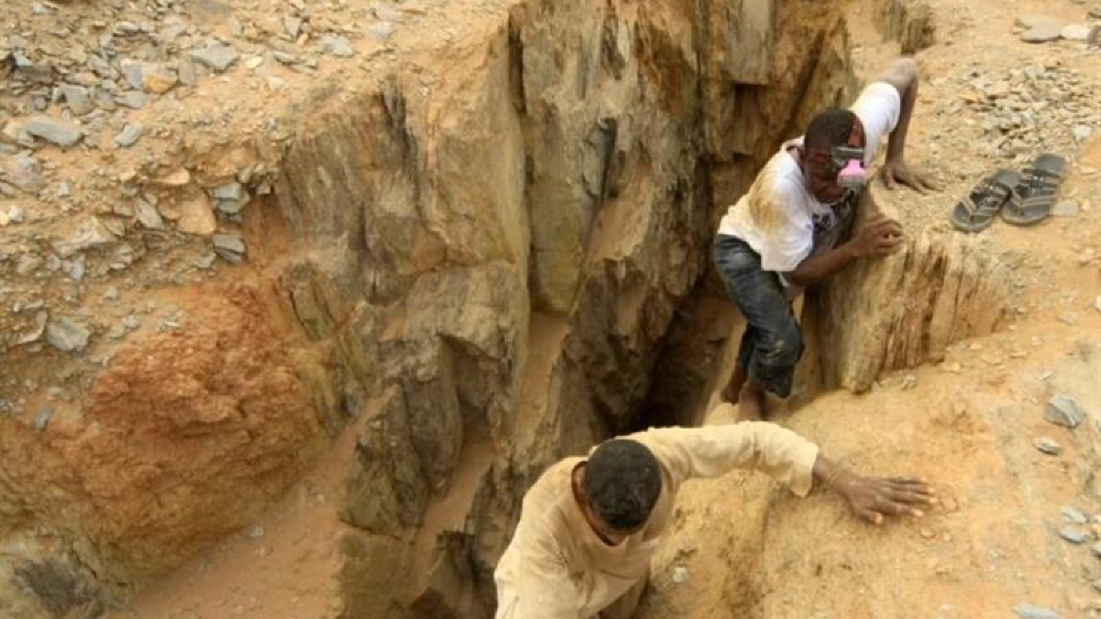 Gần 20 người thương vong trong vụ sập mỏ vàng ở Sudan