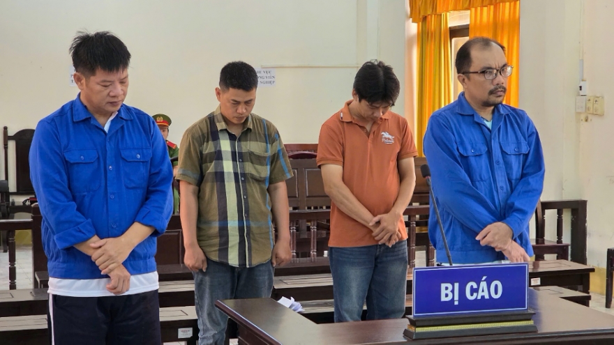 Nguyên trưởng công an xã cấu kết biến xe không nguồn gốc thành xe hợp pháp