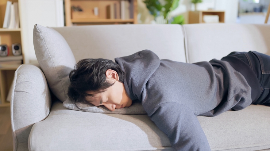 Tôi đột nhiên mệt mỏi, không muốn làm gì kể cả "chuyện ấy"