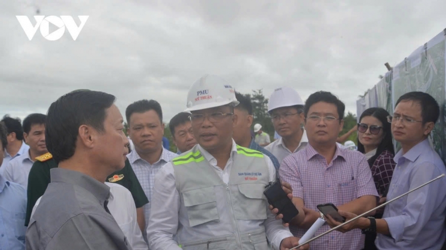 Cao tốc Cần Thơ - Cà Mau chậm tiến độ, Bộ Xây dựng yêu cầu loại nhà thầu yếu