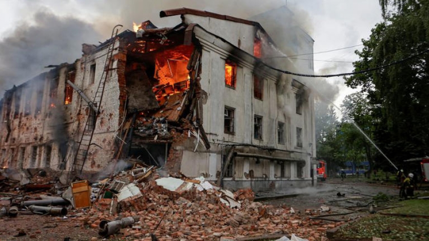 Ukraine tố Nga mở cuộc tấn công lớn chưa từng có vào Kharkov