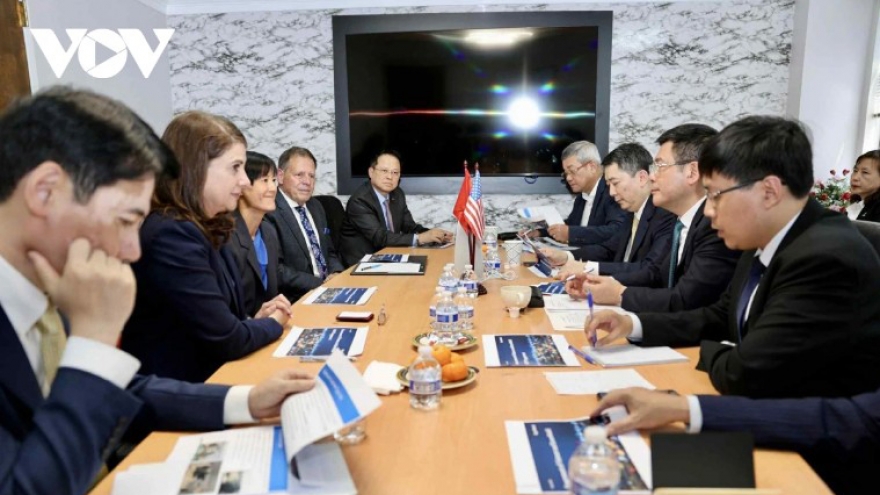 Vietnam pledges wider market access for US goods