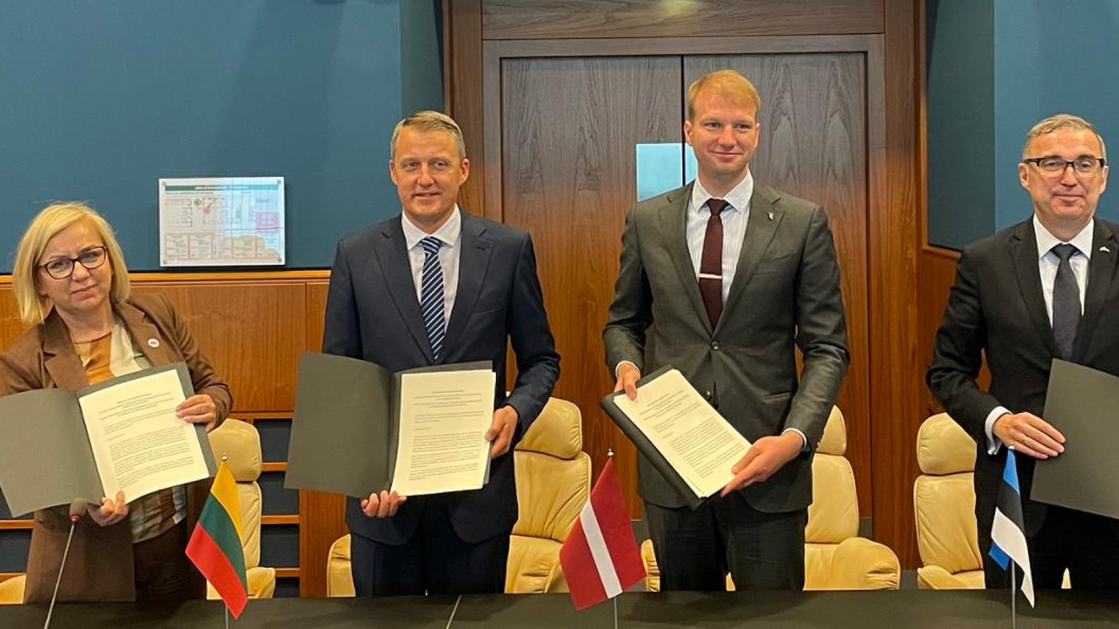 Ba Lan và các nước Baltic tăng cường hợp tác bảo vệ hạ tầng năng lượng