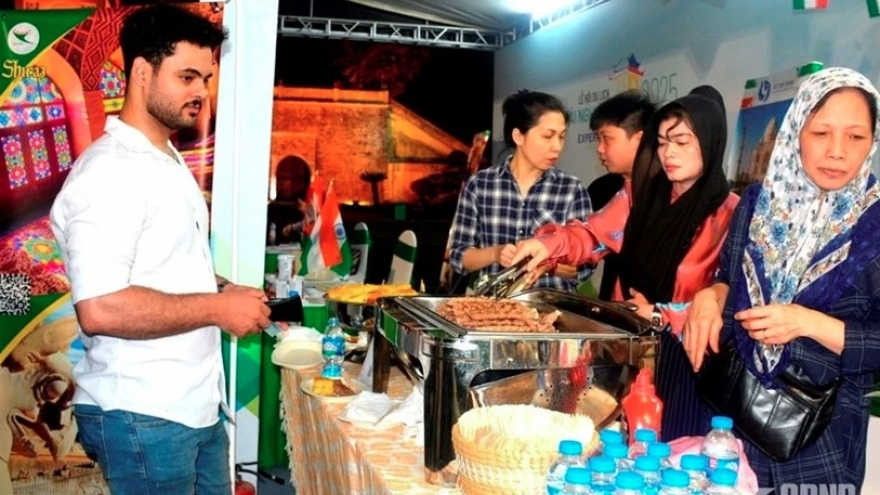 Hanoi gets ready for Halal tourists