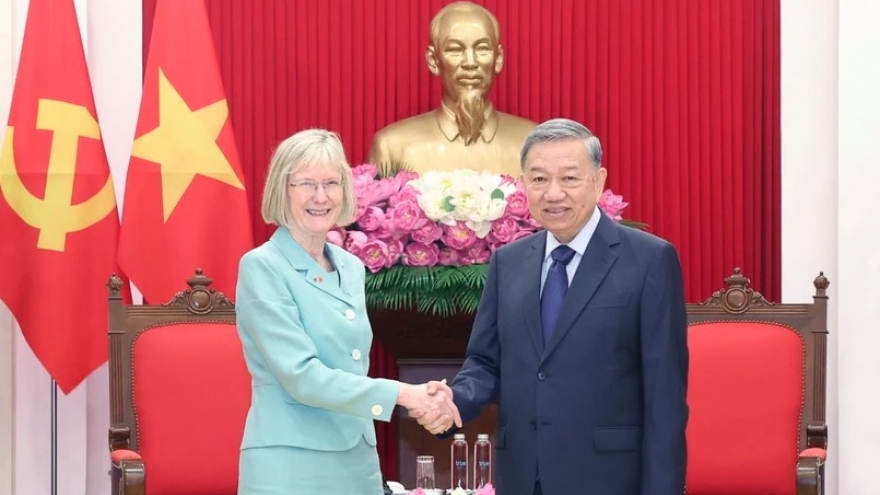 Party chief receives Australian Ambassador to Vietnam