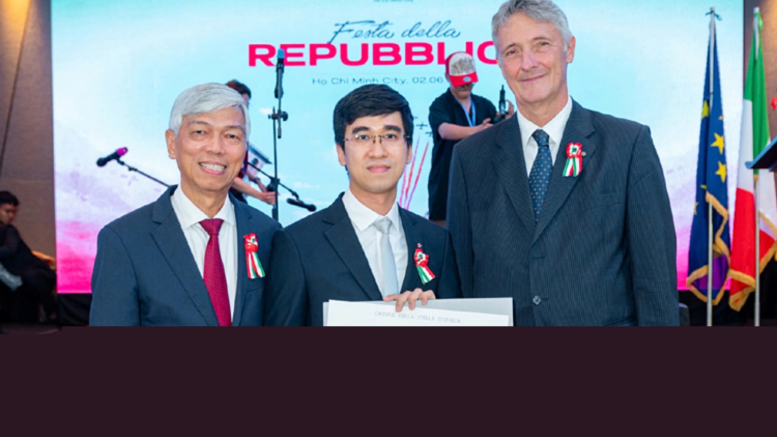 Vietnamese lecturer awarded Italy’s highest civilian honour