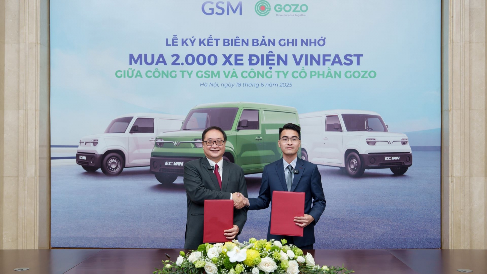 GOZO Express mua 2.000 xe tải điện VinFast EC Van từ Xanh SM