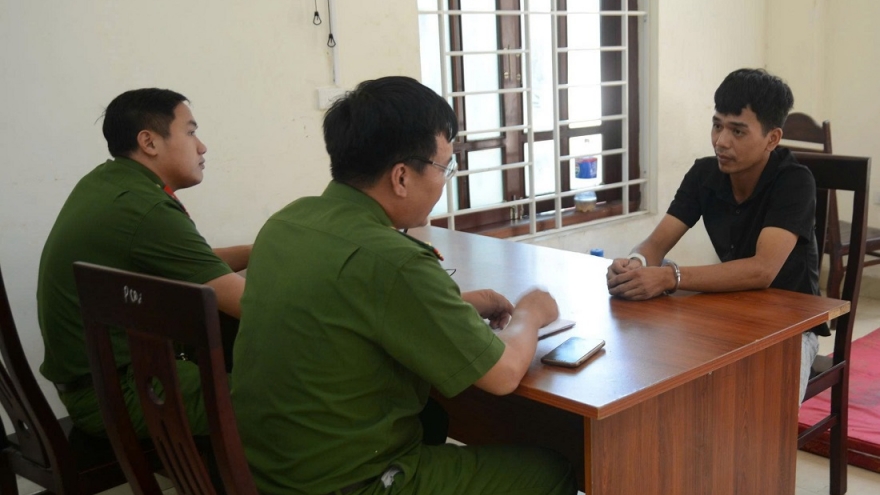 Bắt cóc con riêng của người yêu để níu kéo tình cảm