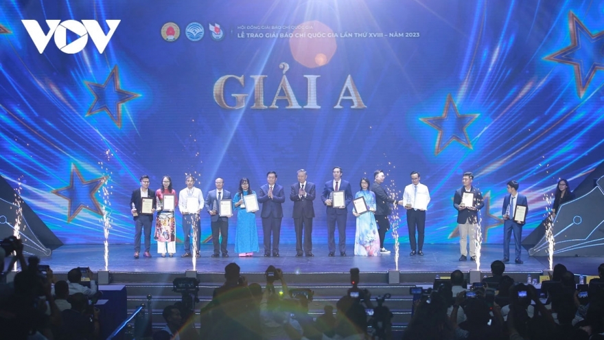 Trực tiếp: Lễ trao Giải Báo chí Quốc gia lần thứ 19 - năm 2024
