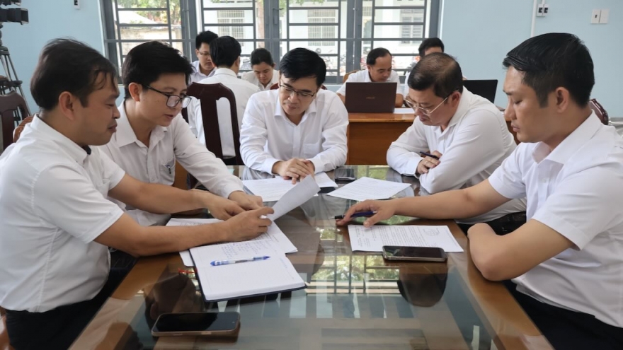 Đồng Nai dự chi hơn 45 tỷ hỗ trợ tiền ăn, ở cho cán bộ Bình Phước qua làm việc