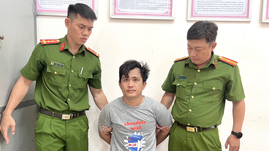 Bắt giữ đối tượng đánh mẹ, đâm lực lượng làm nhiệm vụ