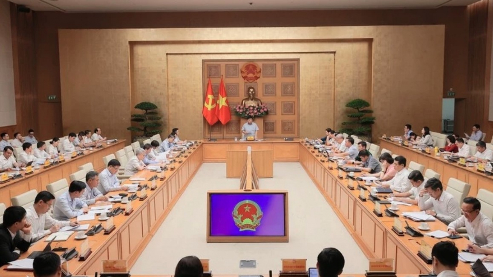 Deputy PM calls for strong reforms of State-owned enterprises