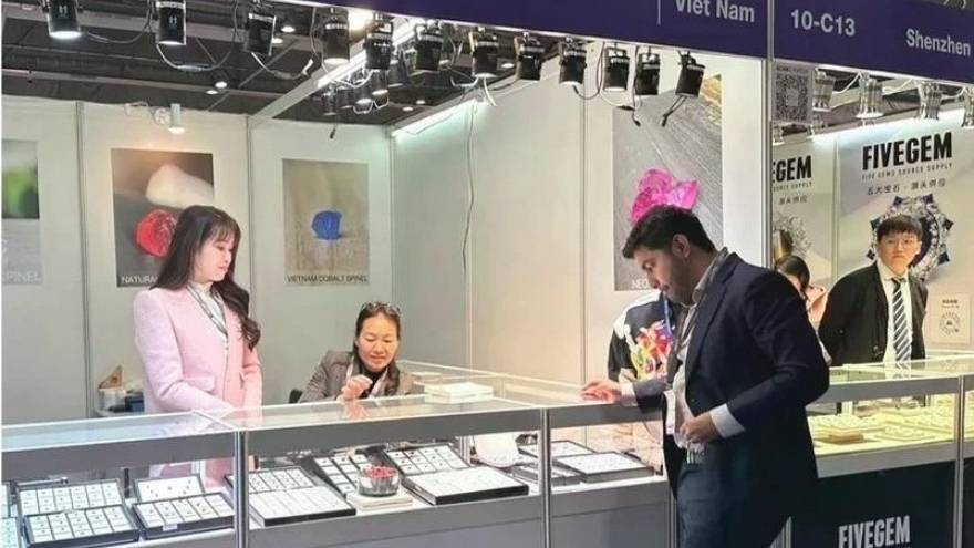 Vietnam shines at Asia’s gemstone festival in Geneva