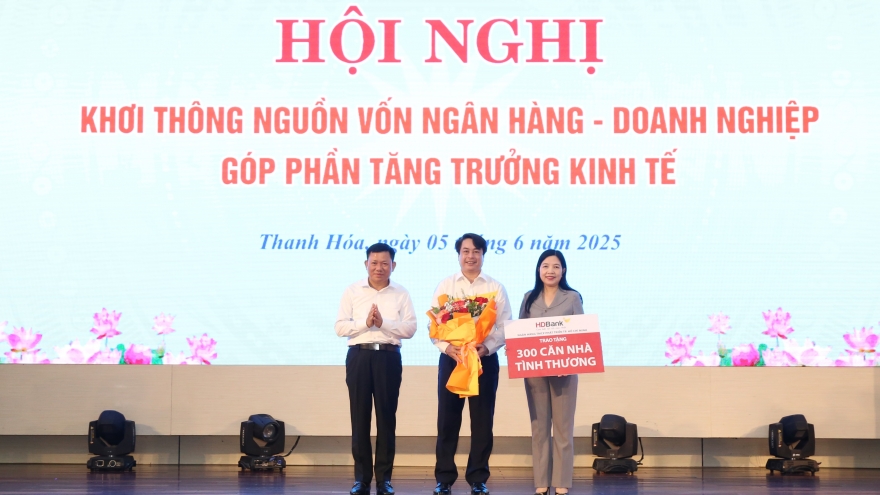 5 tháng đầu năm, HDBank tặng 2.000 căn nhà tình thương