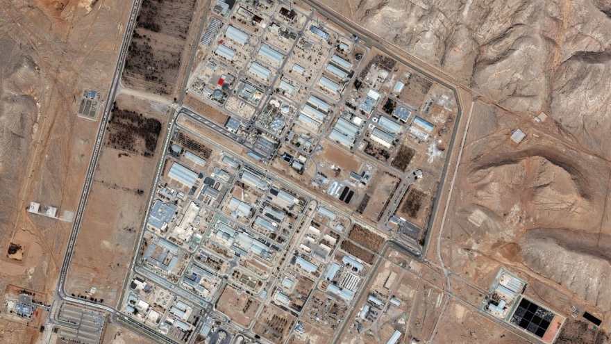 Iran xác nhận Israel tấn công trung tâm nghiên cứu hạt nhân Isfahan