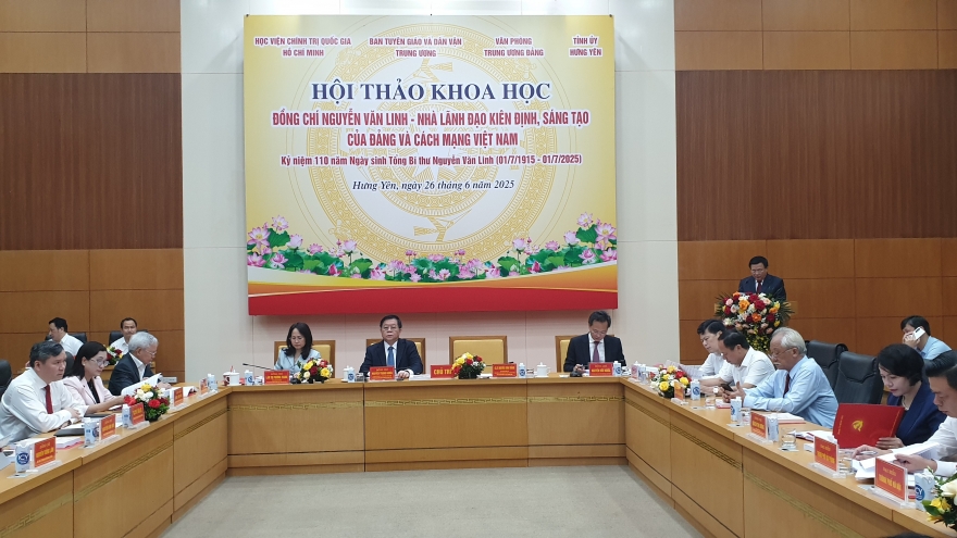 Tổng Bí thư Nguyễn Văn Linh - tấm gương sáng ngời về đạo đức cách mạng