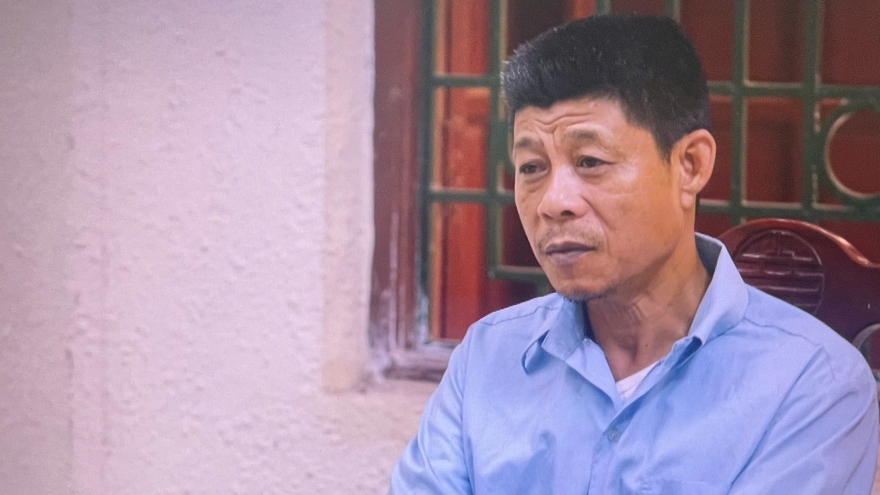 Khởi tố đối tượng Hưng "beo" đổ hàng tấn chất thải, bùn thải ra môi trường tại Hà Nội