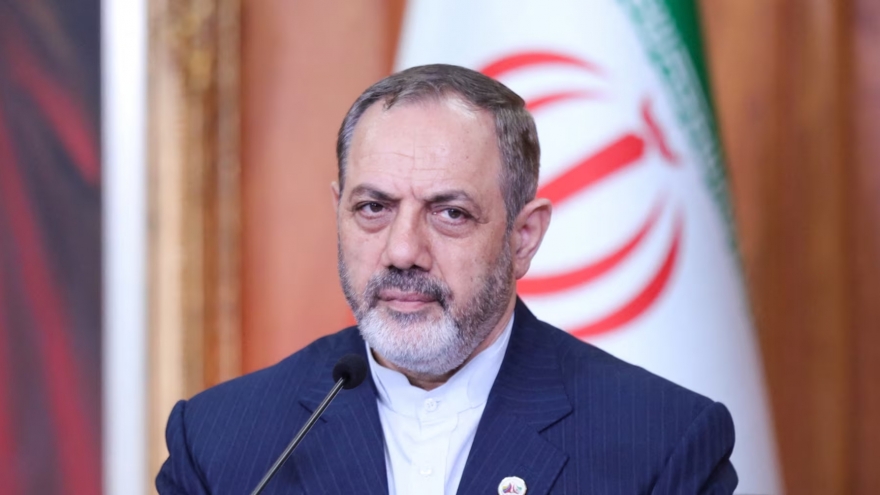 Iran thử tên lửa mang đầu đạn 2 tấn