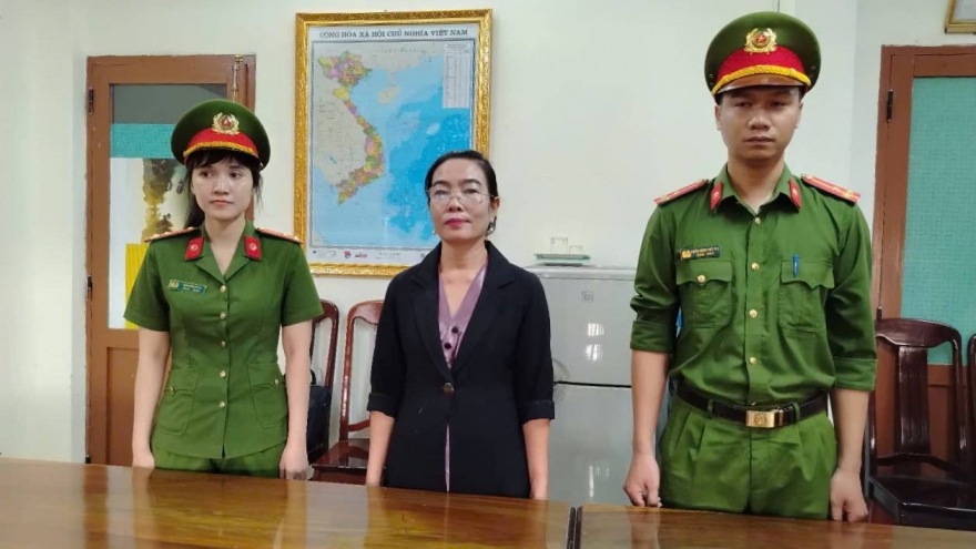 Khởi tố người phụ nữ sản xuất cà phê bột giả ở Phú Yên