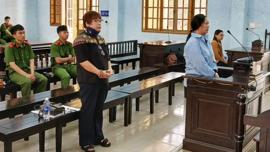 Nữ kế toán lĩnh án 20 năm tù vì tham ô quỹ phòng, chống dịch Covid-19