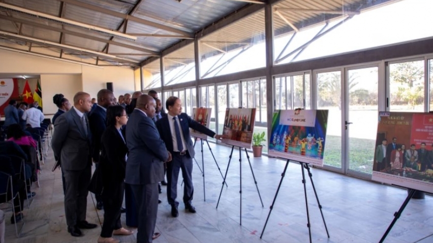 Photo exhibition honours 50 years of Vietnam – Mozambique solidarity