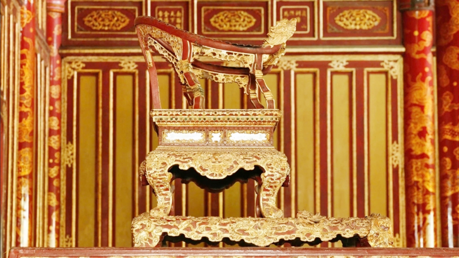 Để bảo vật quốc gia không “sống mòn” trong các kho bảo quản