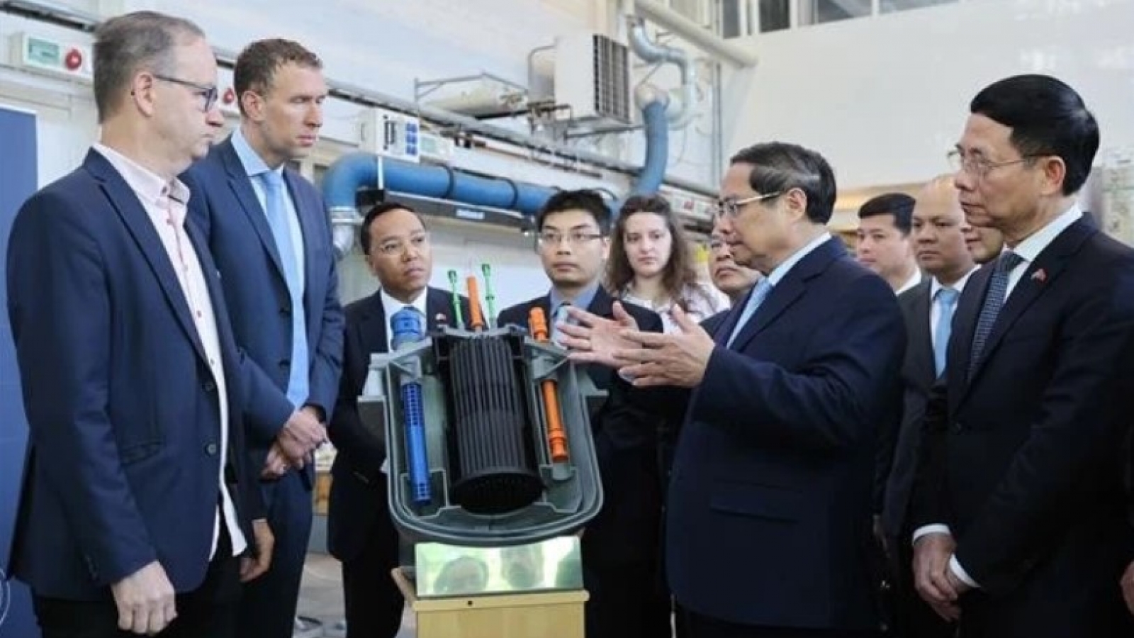 PM calls for cooperation with Sweden in nuclear energy technology