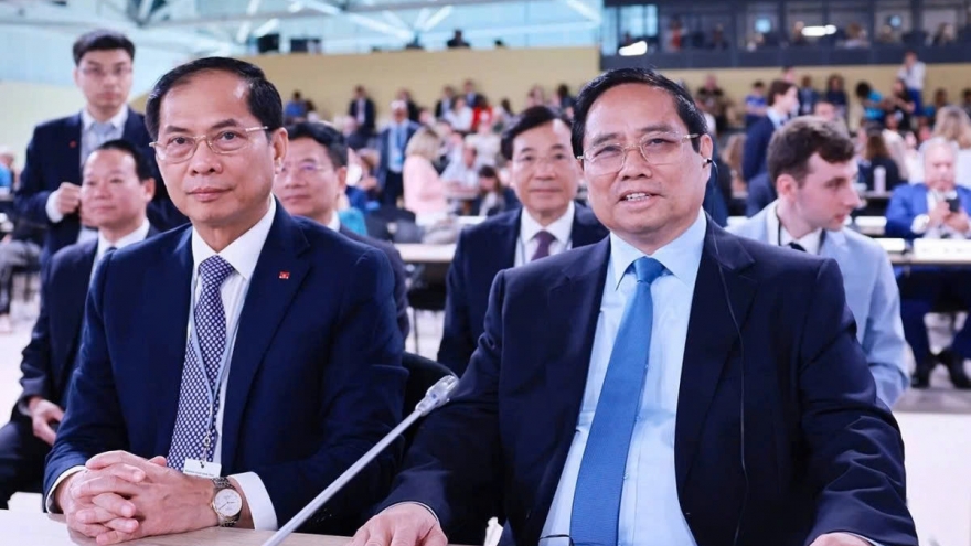 Vietnam attends United Nations Ocean Conference 2025 in France